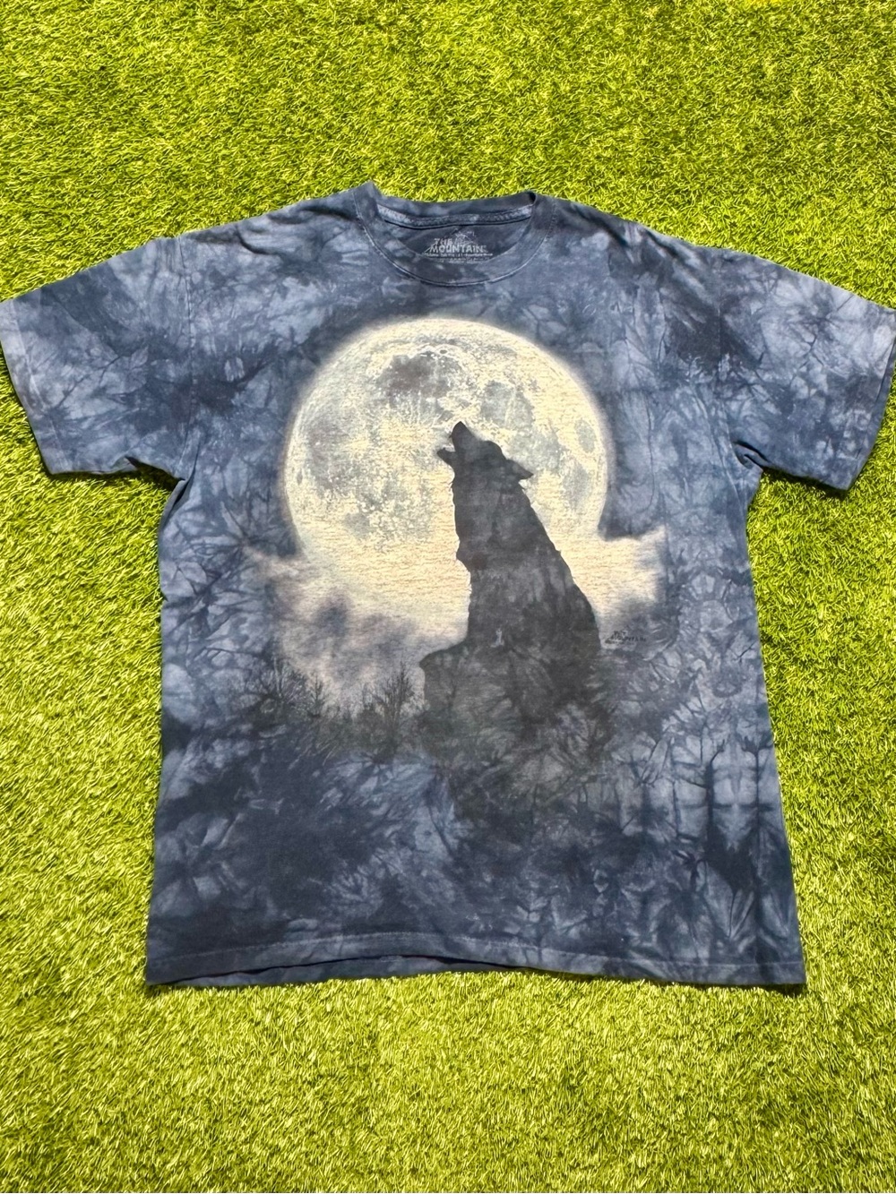 The Mountain Tie-Dye Wolf Moon Graphic T-Shirt AOP Mens Size Large Blue White